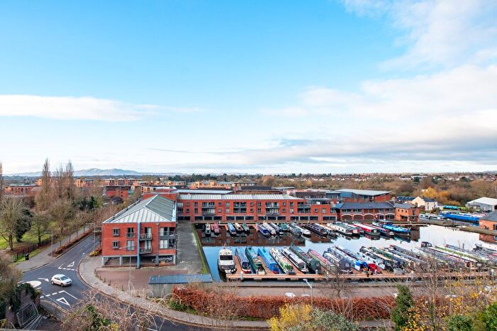 2 Bedroom Flat To Rent In Bath Road, Worcester, Worcestershire, WR5