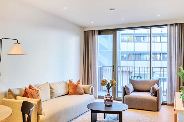 2 Bedroom Apartment To Rent In Camden Street, London, NW1