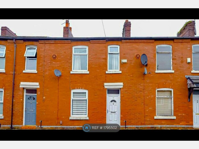 2 Bedroom Terraced House To Rent In Broomhall Road, Manchester, M27