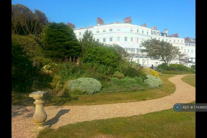 1 Bedroom Flat To Rent In Sussex Square, Brighton, BN2
