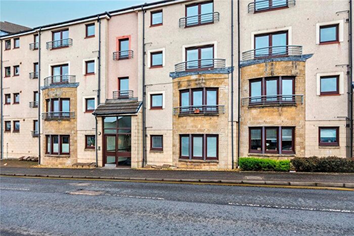 2 Bedroom Flat For Sale In Cow Wynd, Falkirk, Stirlingshire, FK1