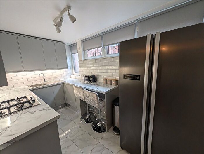 1 Bedroom Flat To Rent In Duscombe Road, London, N19