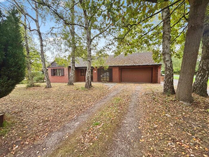 3 Bedroom Detached Bungalow For Sale In Chippendale Road, Lincoln, LN6