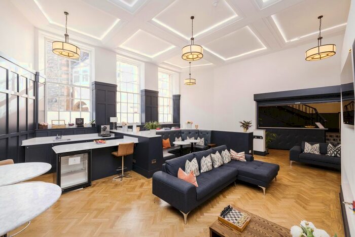 1 Bedroom Flat To Rent In Flat, Mcdonald Road, Edinburgh, EH7