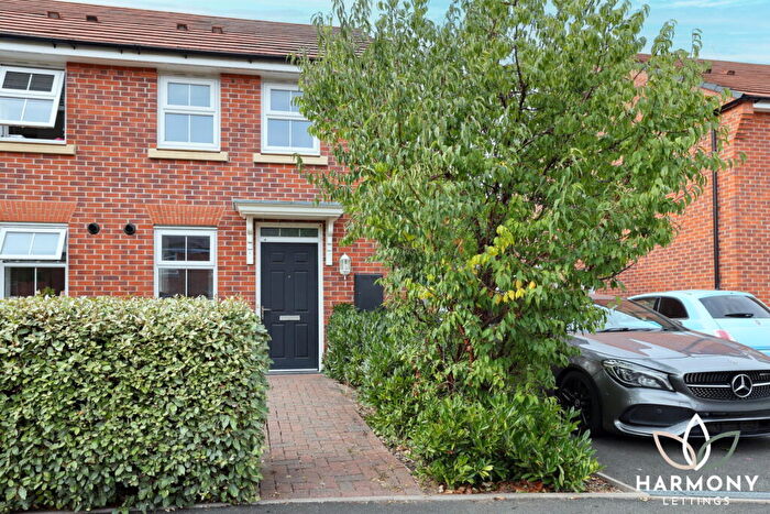 2 Bedroom Semi Detached House To Rent In Ivyleaf Close, Redditch, B98
