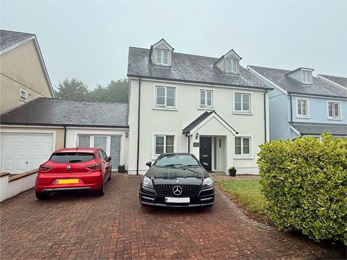 5 Bedroom Detached House For Sale In Parc Y Gelli, Foelgastell, Llanelli, SA14