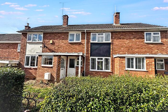 3 Bedroom Terraced House For Sale In Monmouth Road, Yeovil, BA21