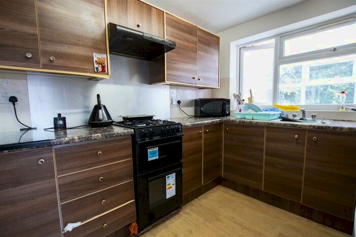 3 Bedroom House To Rent In Lodge Hill Road, Birmingham, B29