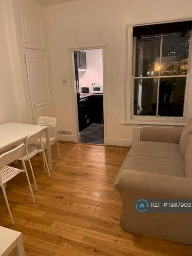 2 Bedroom Flat To Rent In Daventry Street, London, NW1