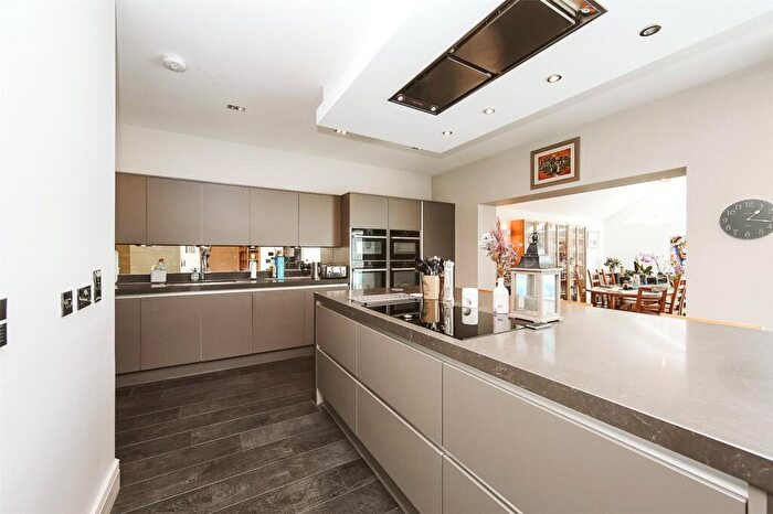 5 Bedroom Detached House For Sale In Shore Road, Ainsdale, Southport, Merseyside, PR8