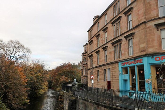 3 Bedroom Flat To Rent In Westbank Quadrant, Glasgow, G12