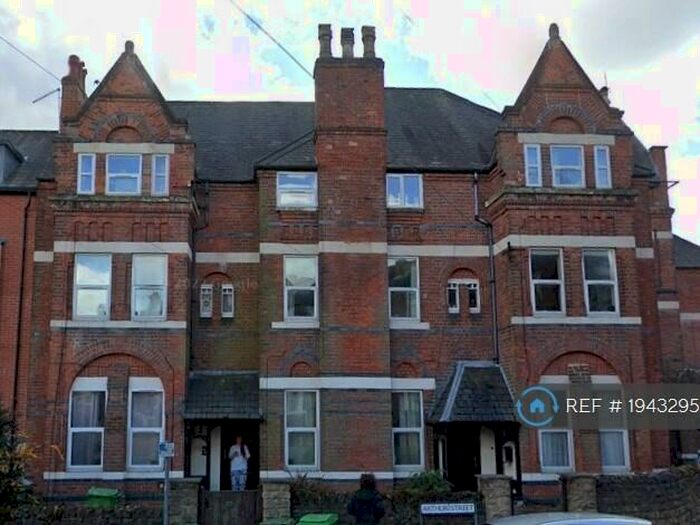 7 Bedroom Flat To Rent In Arthur Street, Nottingham, NG7