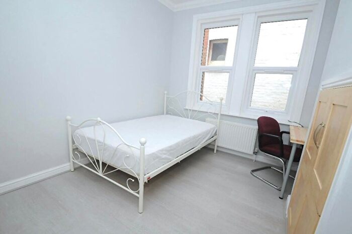 5 Bedroom Detached House To Rent In Student House On Stanfield Road, BH9