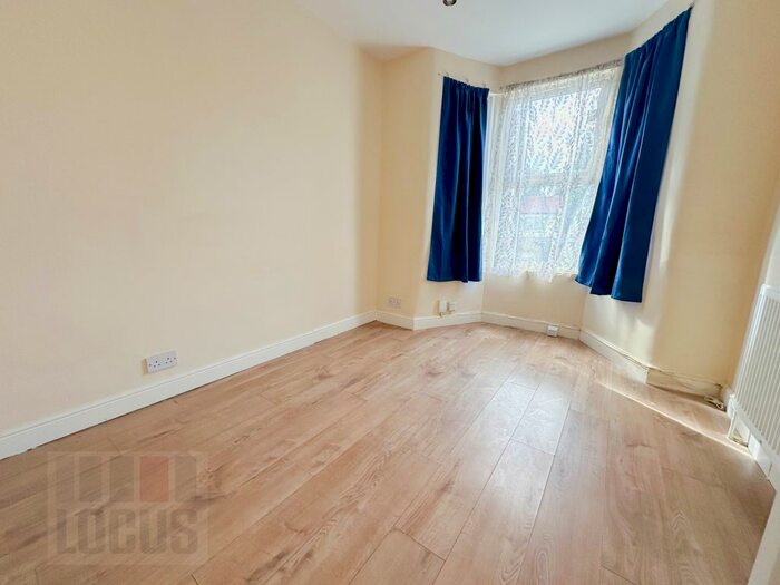 3 Bedroom Terraced House To Rent In Scotland Green Road, Enfield, EN3