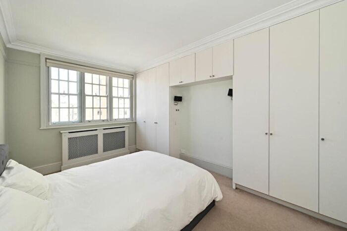 2 Bedroom Apartment To Rent In Kings Road, SW10