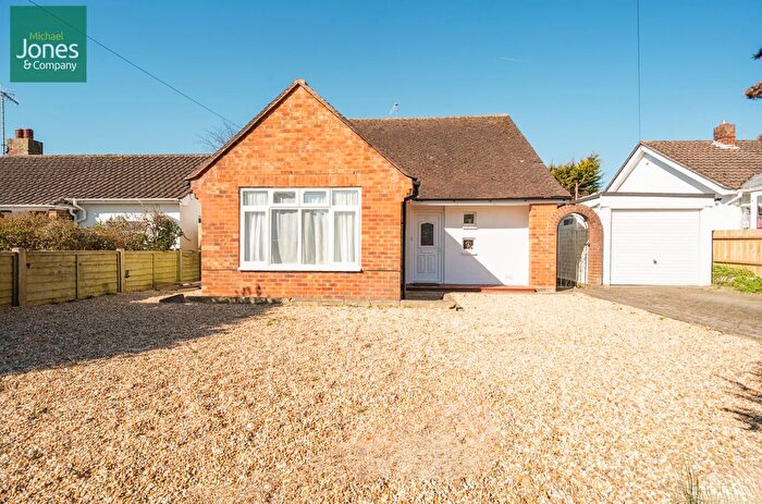 3 Bedroom Bungalow To Rent In Broadmark Lane, Rustington, Littlehampton, West Sussex, BN16