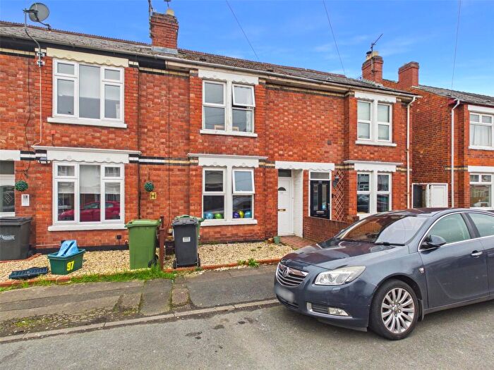 3 Bedroom Terraced House For Sale In Rosebery Avenue, Gloucester, Gloucestershire, GL1