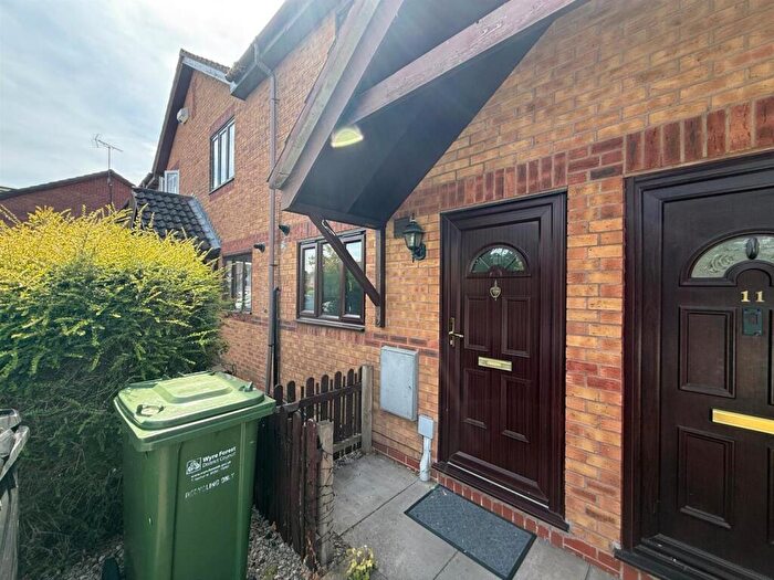 2 Bedroom Terraced House To Rent In Tabbs Gardens, Kidderminster, DY10