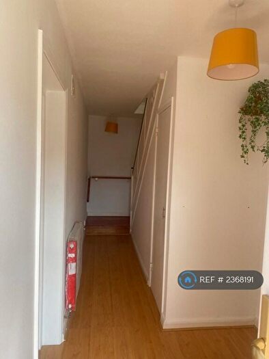 4 Bedroom Terraced House To Rent In Weekes Drive, Slough, SL1