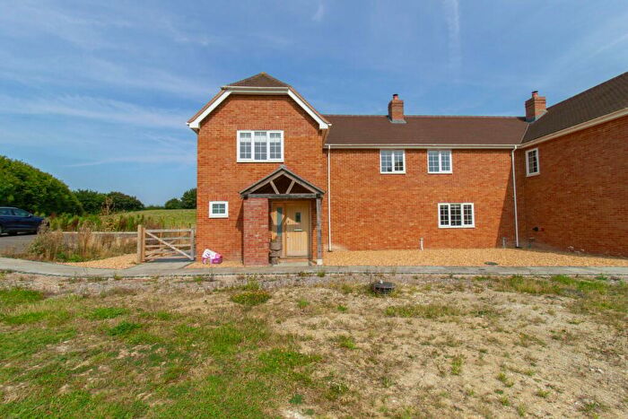 3 Bedroom Semi-Detached House To Rent In Long Lane, Long Sutton, Long Sutton, RG29