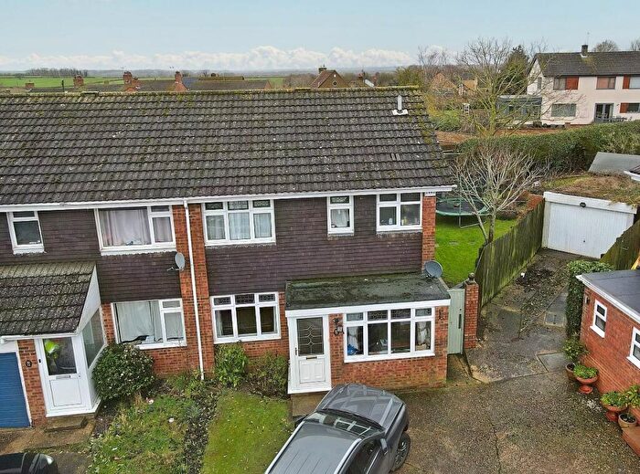 3 Bedroom Semi-Detached House For Sale In Dando Close, Wollaston, NN29