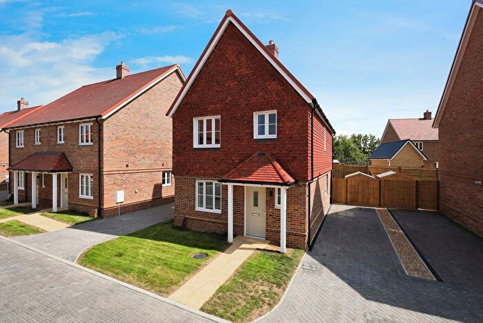 3 Bedroom Detached House For Sale In Park Road, Hellingly, East Sussex, BN27