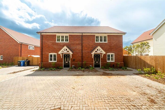 3 Bedroom Semi-Detached House For Sale In St Georges Square, Halesworth Road, Reydon, IP18