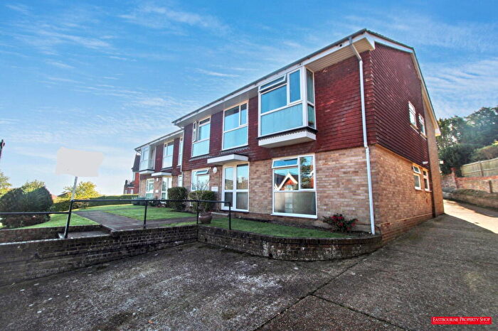 1 Bedroom Semi-Detached Bungalow To Rent In Carew Road, Eastbourne, BN21
