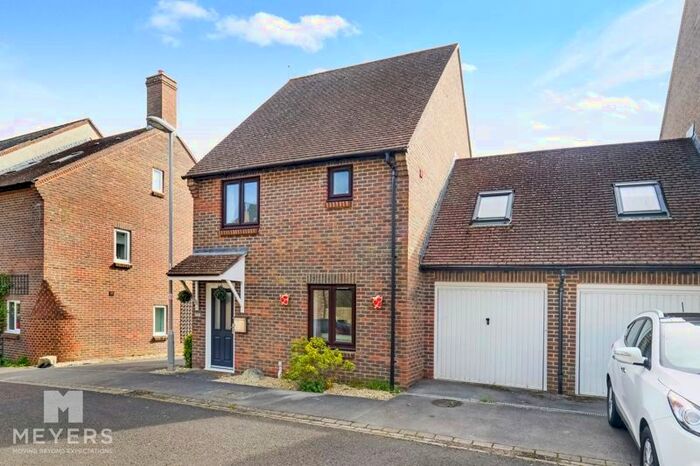 3 Bedroom Detached House For Sale In Queens Drive, Moreton, Dorchester, DT2