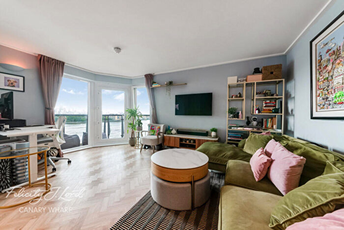 1 Bedroom Flat For Sale In Seacon Wharf, Hutchings Street, London, E14