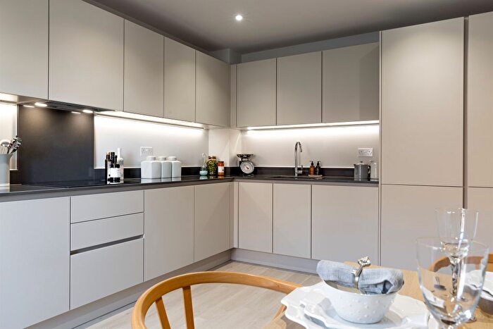 1 Bedroom Flat For Sale In Manningtree Park, Mistley, Manningtree, CO11
