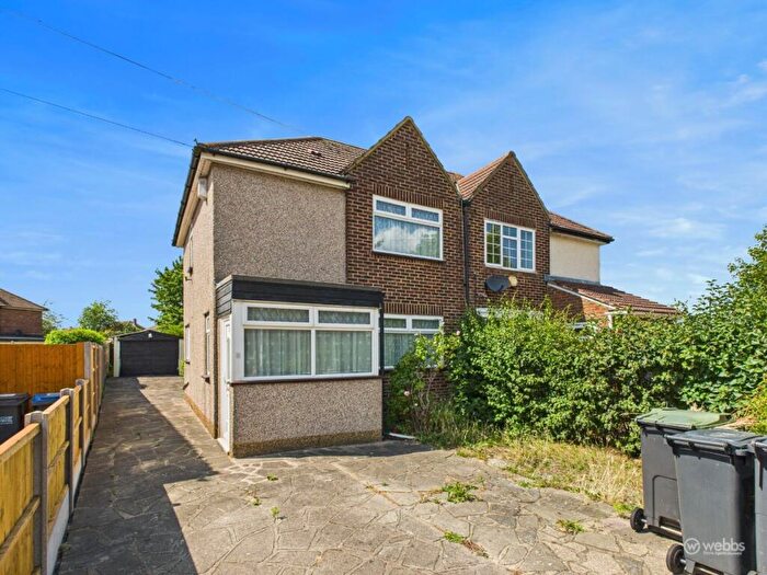 2 Bedroom Semi-Detached House For Sale In Overbury Crescent, New Addington, Croydon, CR0