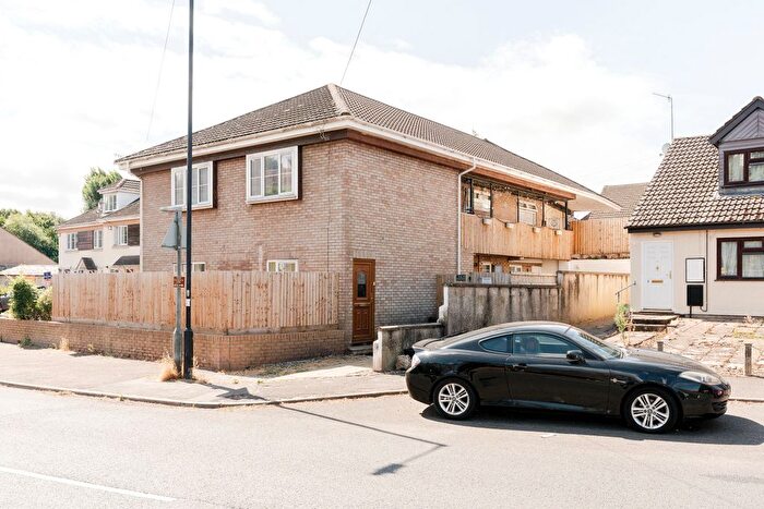 2 Bedroom Flat For Sale In Pond Head Court, Eirene Terrace, Bristol, BS20