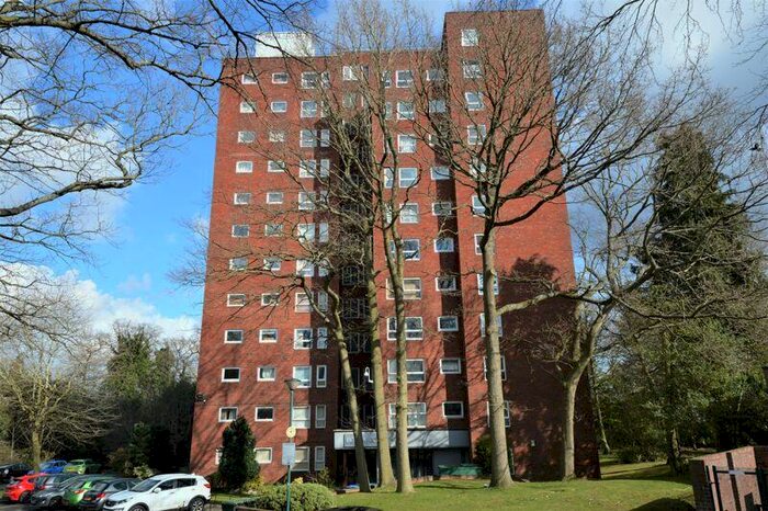 1 Bedroom Flat To Rent In Bowen Court, Wake Green Park, Moseley, B13