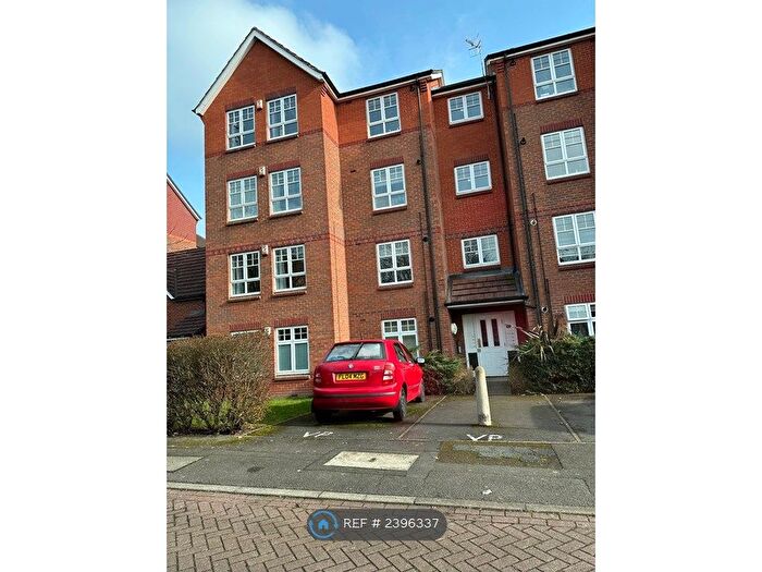 2 Bedroom Flat To Rent In Sheridan Way, Nottingham, NG5