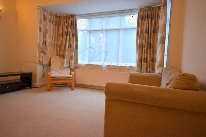2 Bedroom Flat To Rent In St Peter's Road, Croydon, CR0
