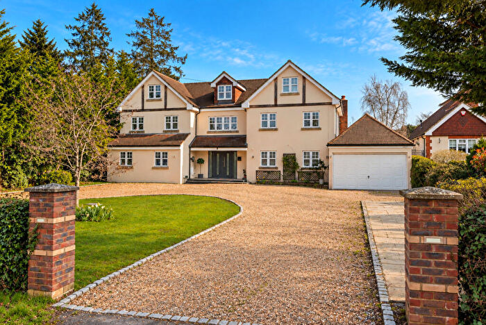 7 Bedroom Detached House For Sale In The Park, Leatherhead, KT23