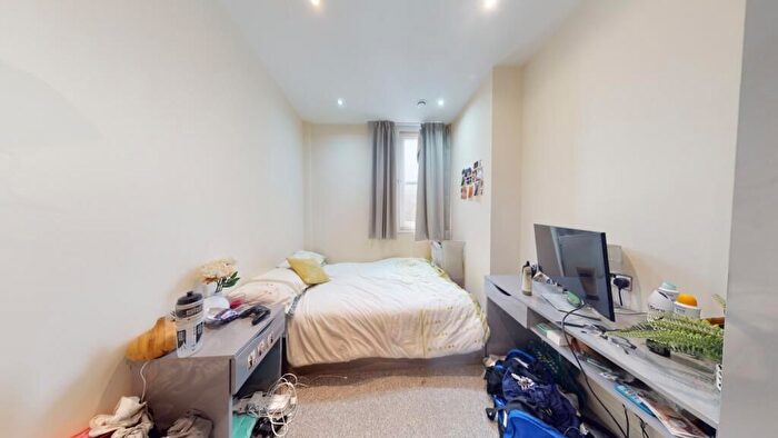 4 Bedroom Flat To Rent In Pelham Street, Nottingham, NG1