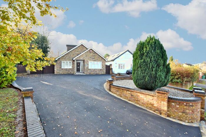 4 Bedroom Detached House To Rent In Sheepcot Lane, Leavesden, Watford WD25