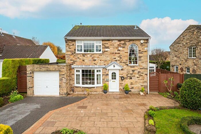 3 Bedroom Detached House For Sale In Buttermere Avenue, Wetherby, West Yorkshire, LS22