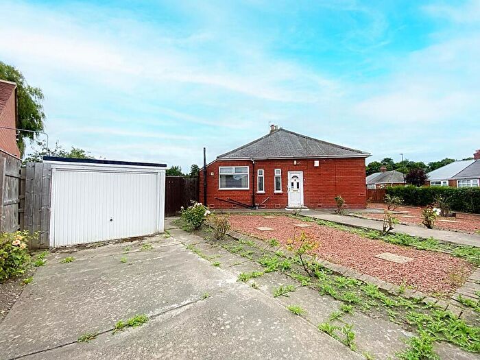 2 Bedroom Semi-Detached Bungalow For Sale In Elmwood Crescent Walkerville, Newcastle Upon Tyne, NE6