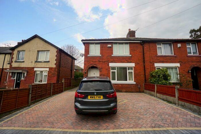 3 Bedroom Semi-Detached House To Rent In Daffodil Road, Farnworth, BL4