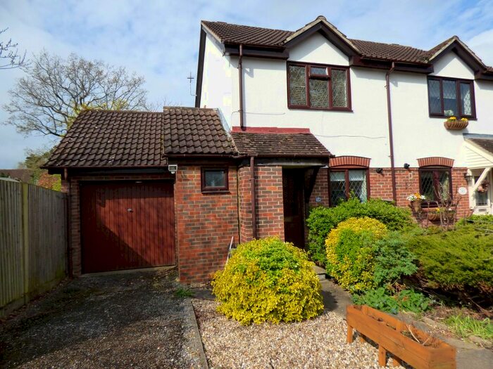 2 Bedroom Semi-Detached House To Rent In Oswald Close, Fetcham, Leatherhead, KT22