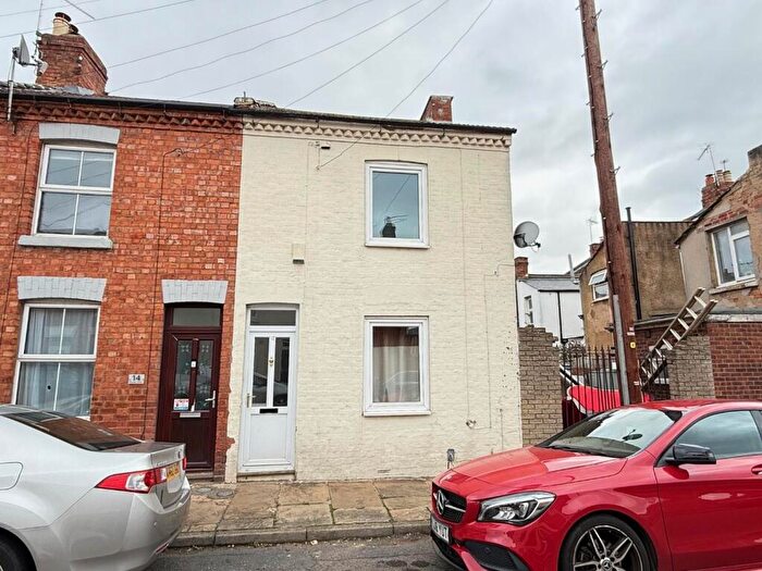 2 Bedroom End Of Terrace House To Rent In Melville Street, Northampton, NN1