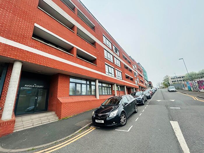 1 Bedroom Apartment To Rent In Avoca Court, B12