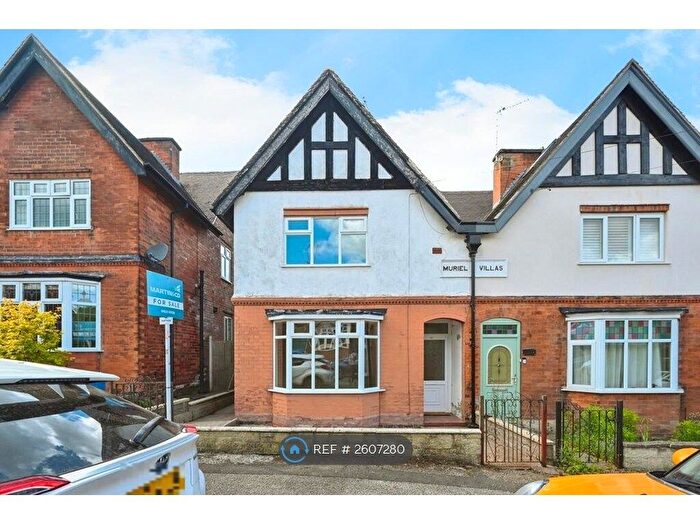 3 Bedroom Semi-Detached House To Rent In King Edward Avenue, Mansfield, NG18