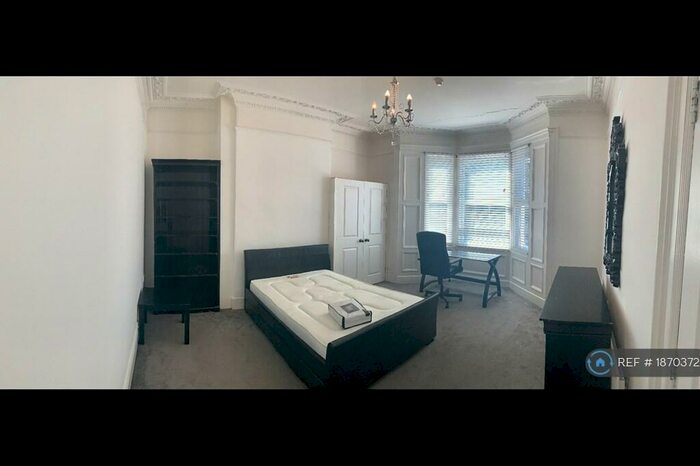8 Bedroom Terraced House To Rent In Osborne Avenue, Newcastle Upon Tyne, NE2
