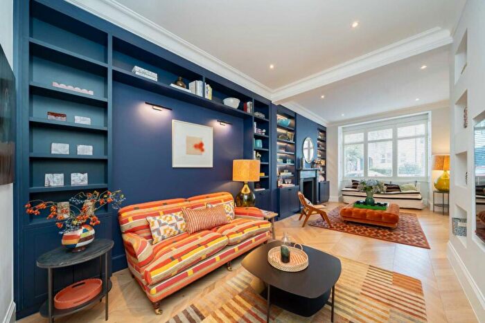 4 Bedroom House For Sale In Clifford Gardens, Kensal Rise, NW10