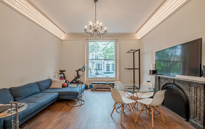 1 Bedroom Flat To Rent In Cathcart Road, West Chelsea, Chelsea, SW10