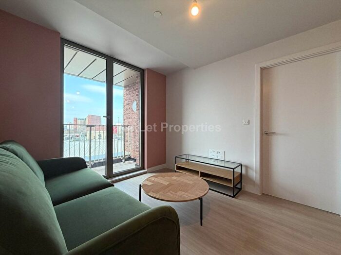 1 Bedroom Flat To Rent In Trafford Gardens, Old Trafford, M16